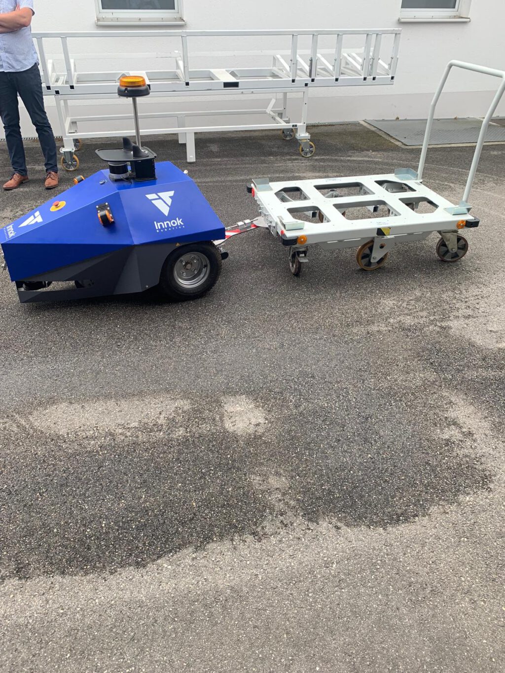 AGV - mit Transportwagen